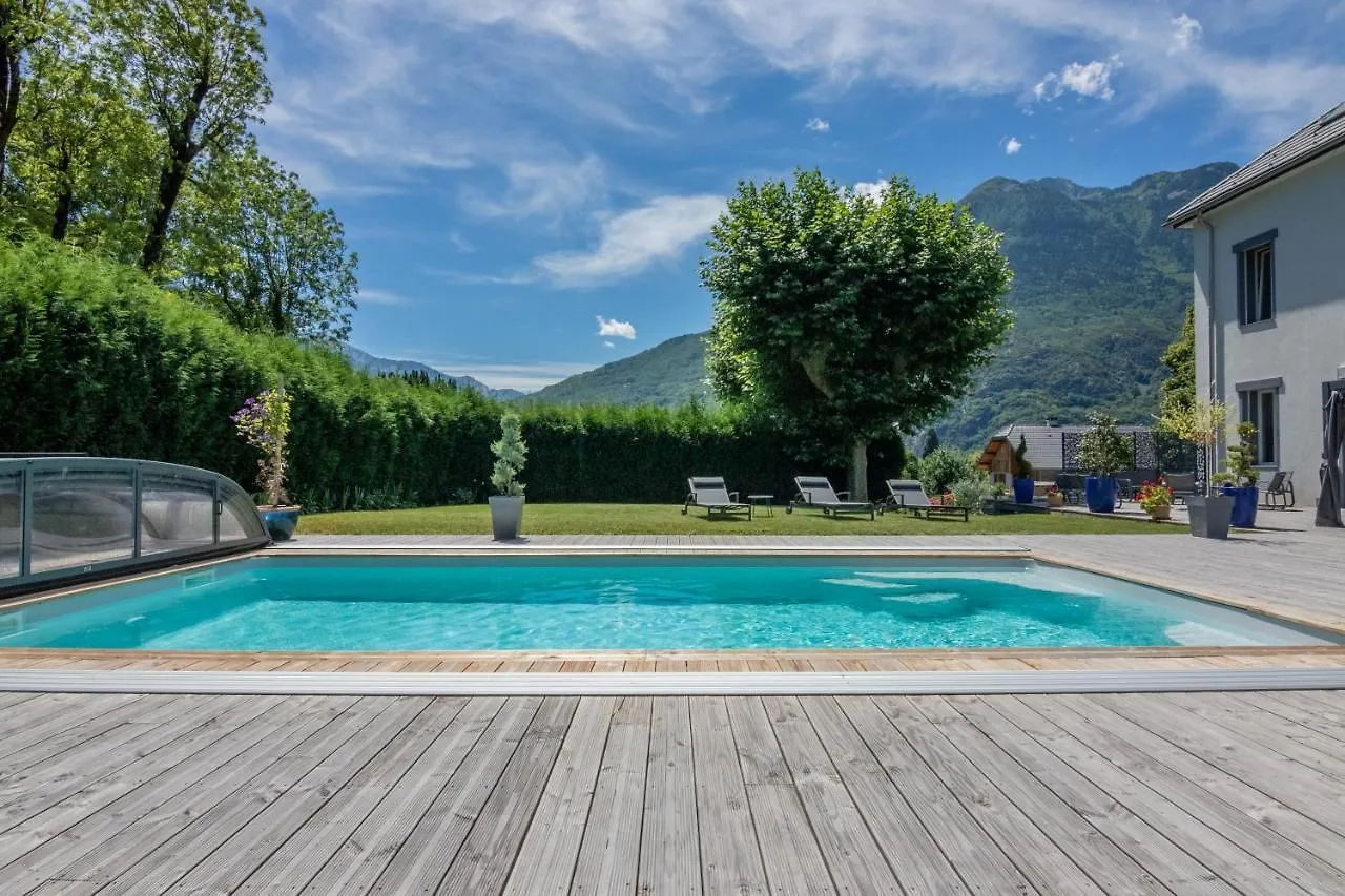 Le Clos Grillet La Chambre 0*,
