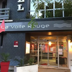 La Voile Rouge 3*, Rosporden Frankreich