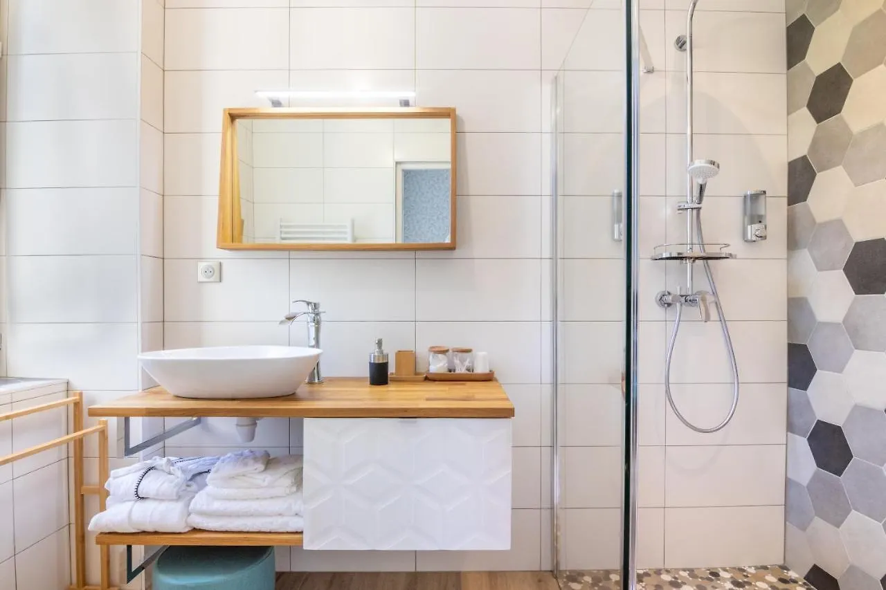 Le Clos Grillet La Chambre France